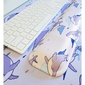 Umvelt purple twilight deskmat and wrist rest